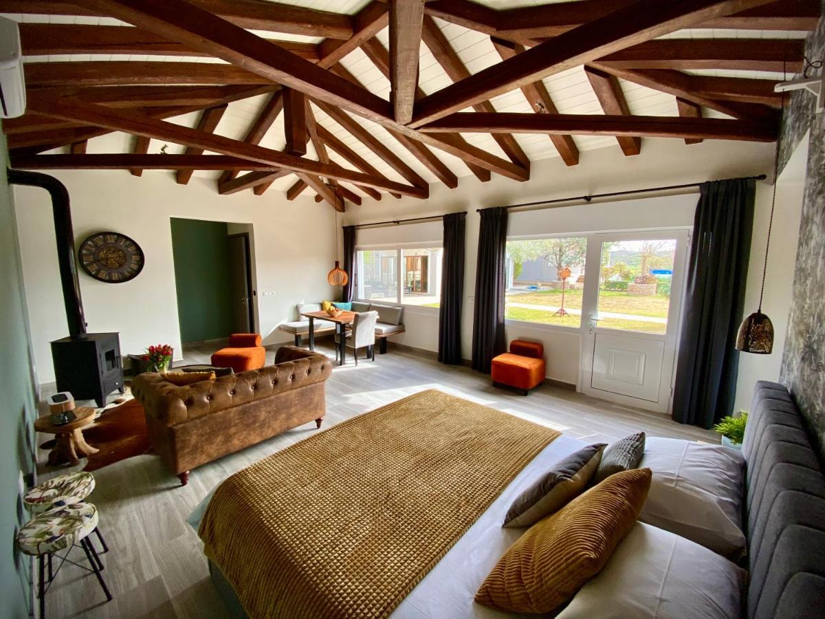 Villa Hylas Luxury Bed & Breakfast Kilada ภายนอก รูปภาพ